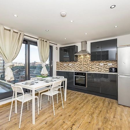 Edgware Hub Hotell London Exteriör bild