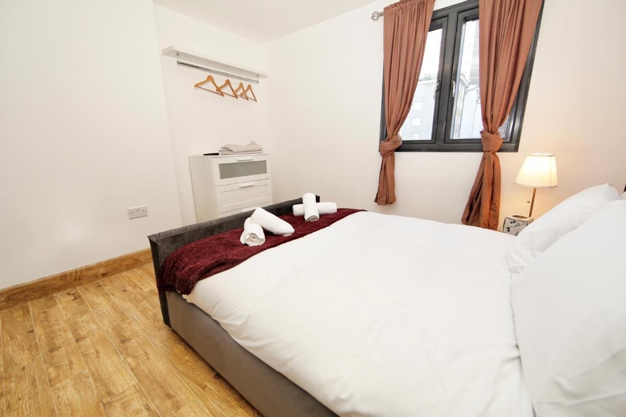 Edgware Hub Hotell London Exteriör bild