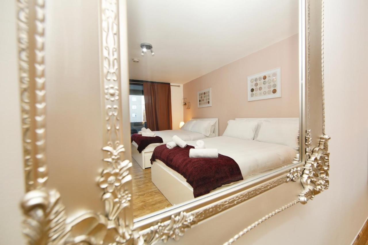 Edgware Hub Hotell London Exteriör bild